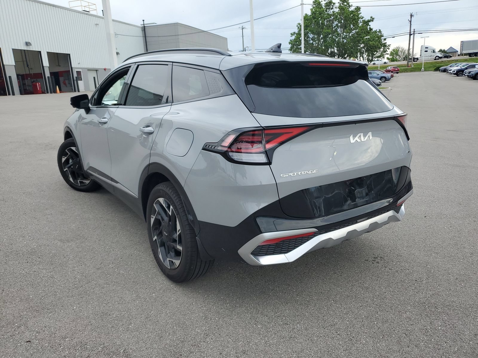 Used 2024 Kia Sportage SX AWD/4WD image 3