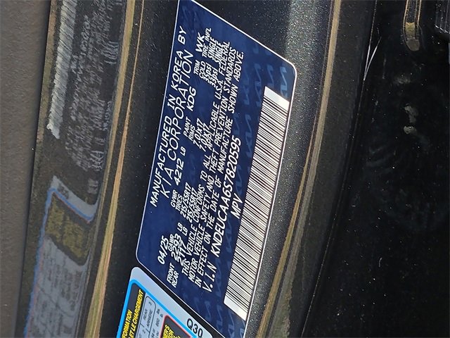 Used 2025 Kia Seltos S image 27