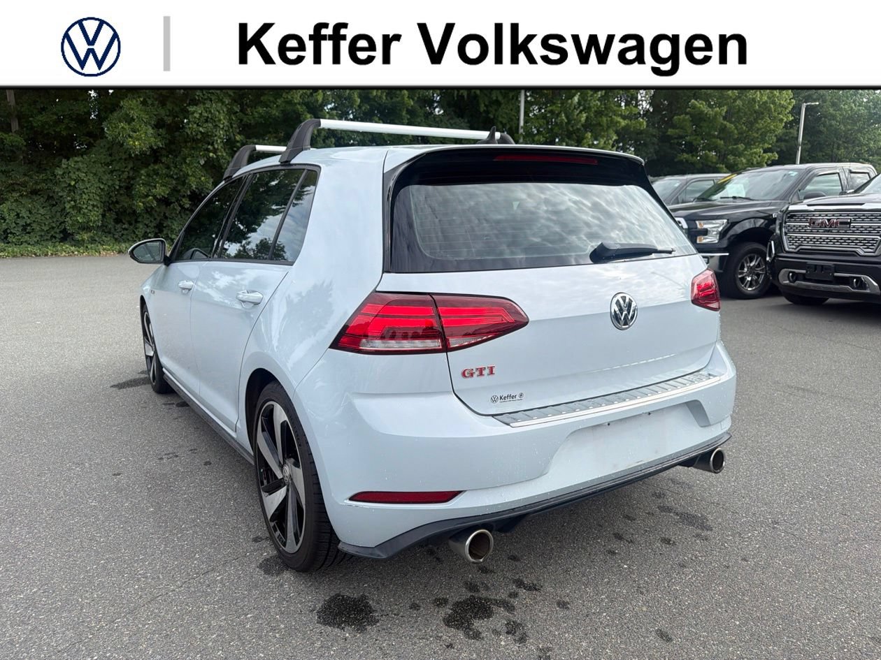 Used 2020 Volkswagen GTI SE FWD image 3