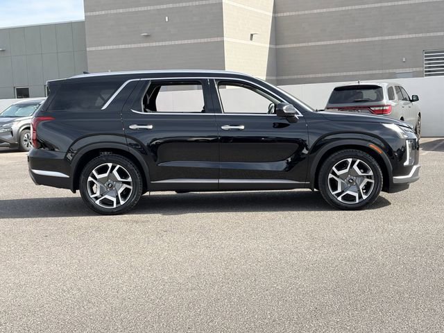 Used 2023 Hyundai Palisade Limited w/ Cargo Package image 26