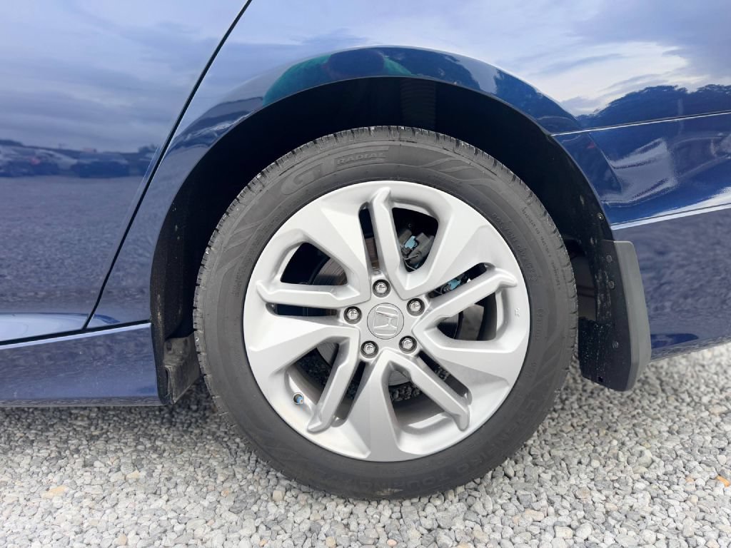 Used 2020 Honda Accord LX image 7