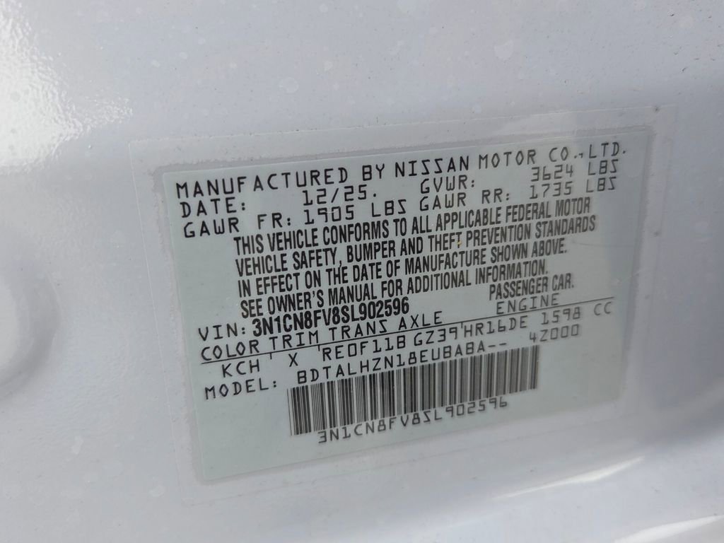 New 2025 Nissan Versa SR w/ Trunk Package image 4