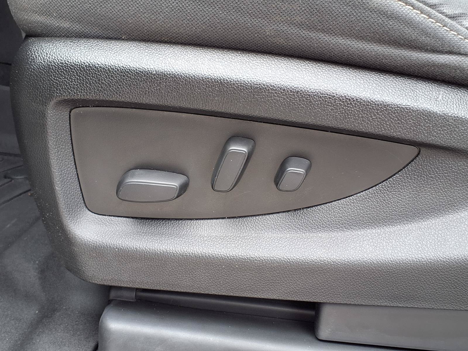 Used 2020 Chevrolet Tahoe LS RWD image 13