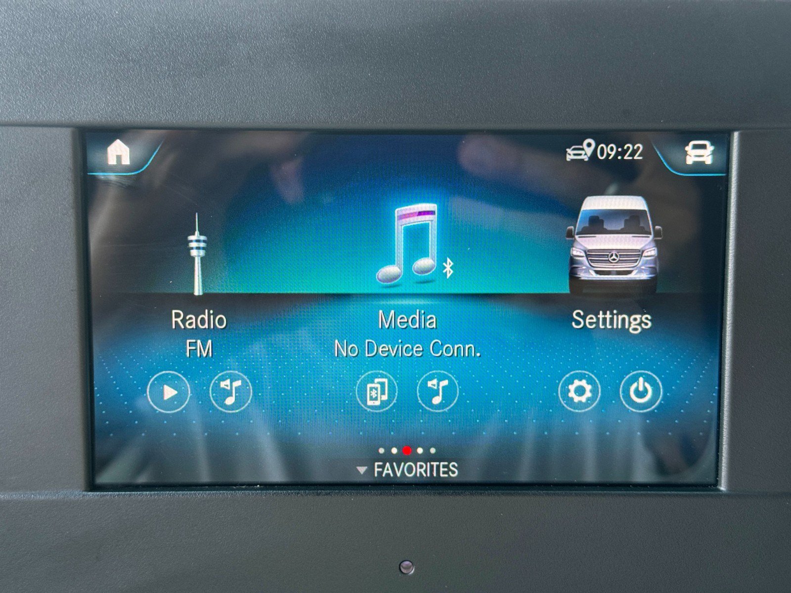 Used 2022 Mercedes-Benz Sprinter 2500 image 24