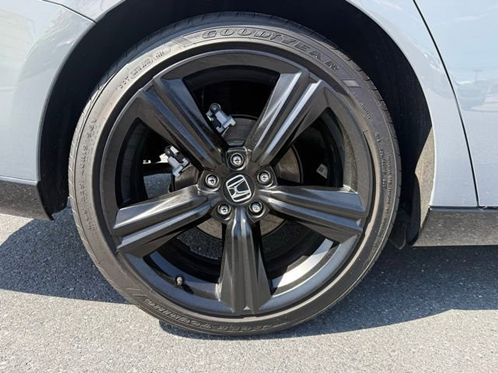 Used 2025 Honda Accord Sport image 27