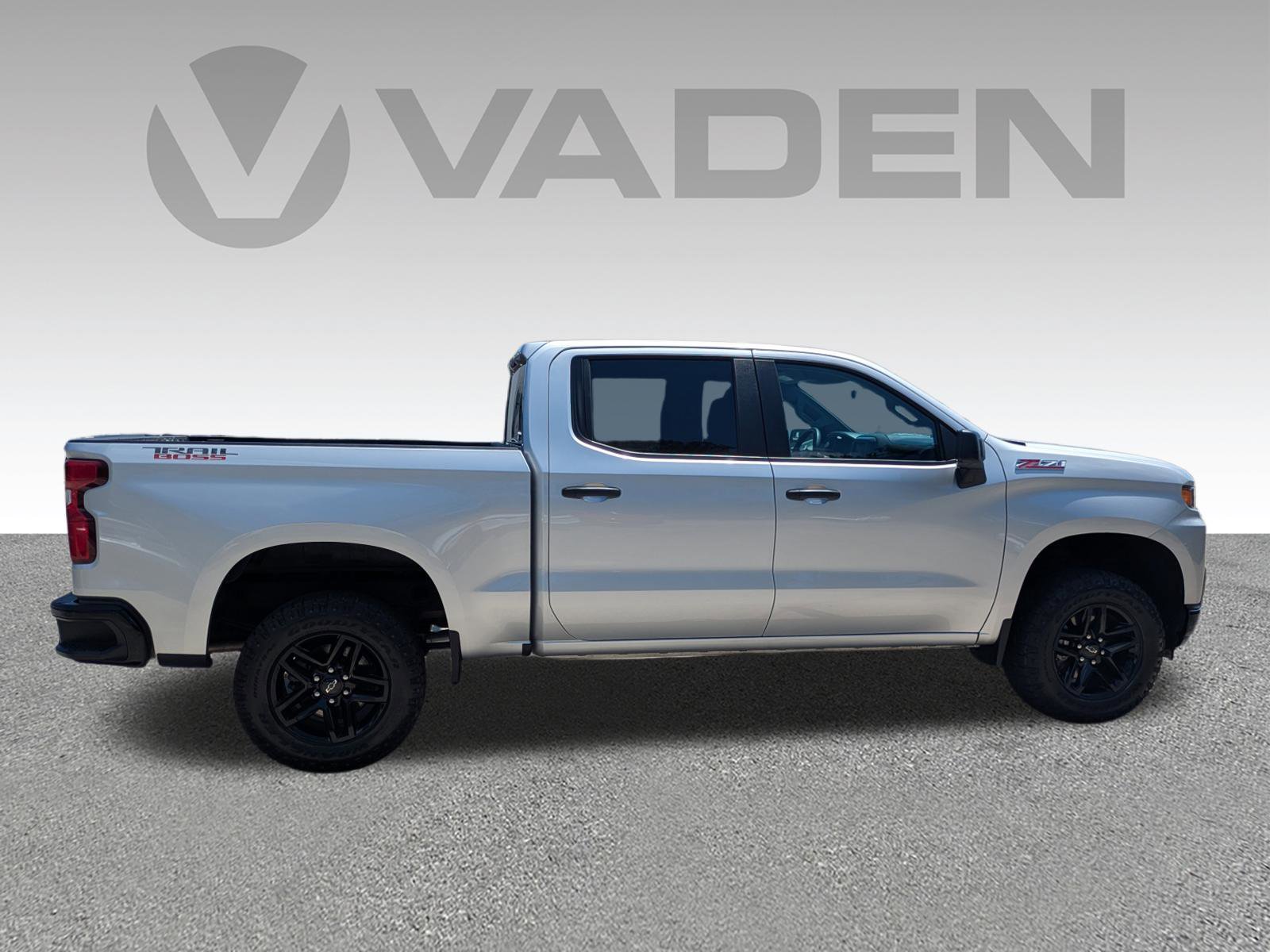 Used 2020 Chevrolet Silverado 1500 Custom Trail Boss w/ Custom Convenience Package AWD/4WD image 20