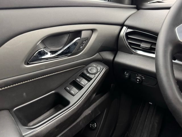 Certified 2023 Chevrolet Traverse LT AWD/4WD image 33