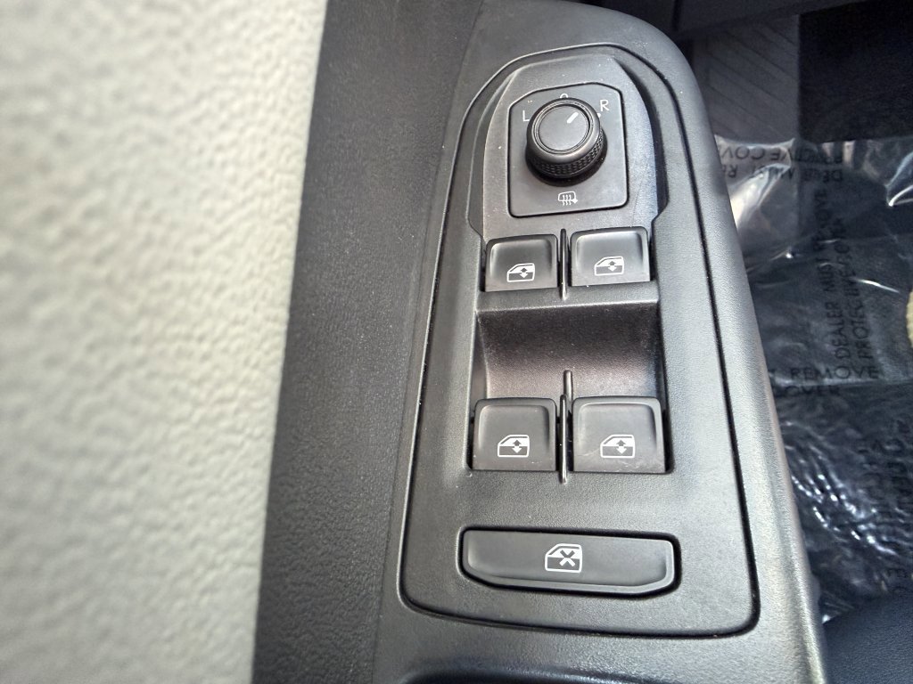 Used 2022 Volkswagen Taos SE w/ Panoramic Sunroof Package AWD/4WD image 27