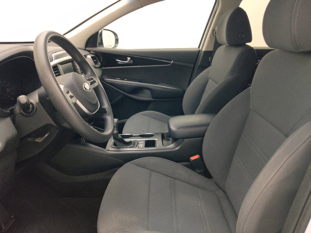 Used 2020 Kia Sorento FWD V6 image 17