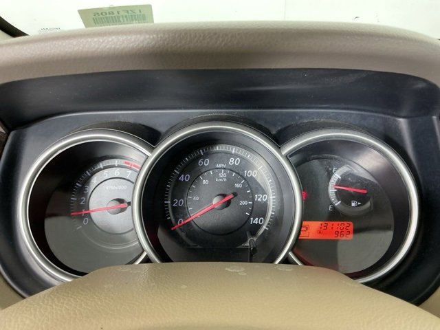 Used 2011 Nissan Versa SL image 16