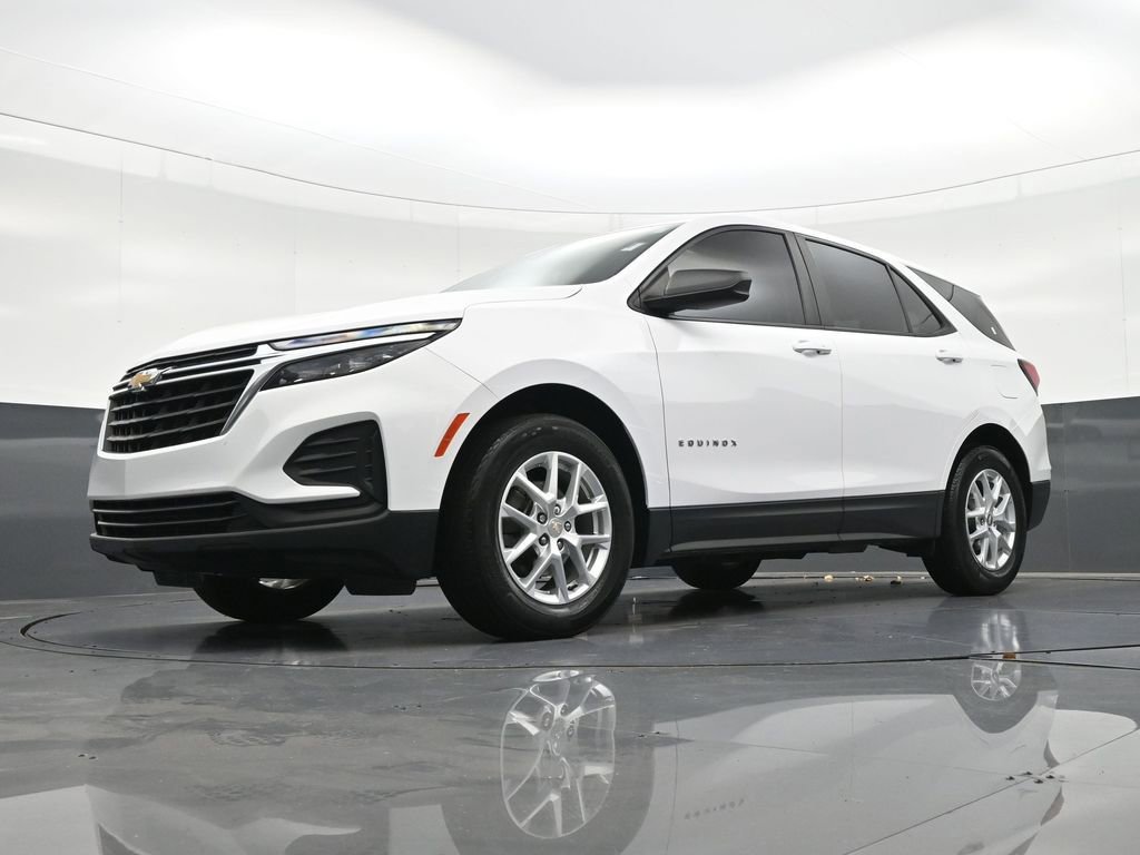 Used 2024 Chevrolet Equinox LS FWD image 25