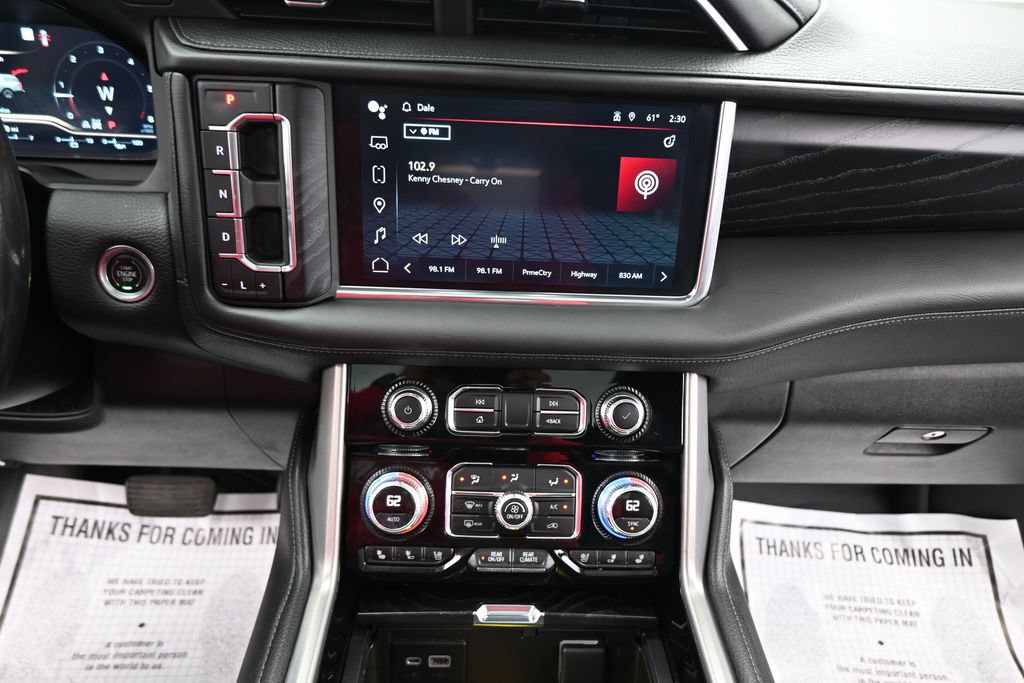 Used 2022 GMC Yukon Denali w/ Denali Premium Package AWD/4WD image 16