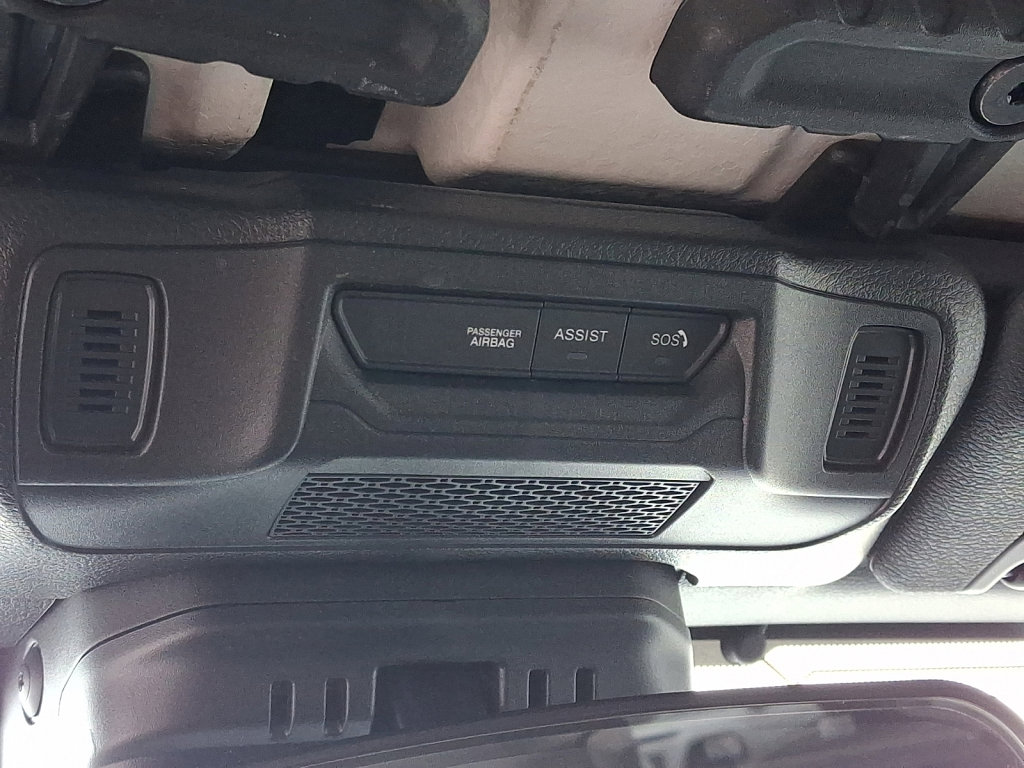 Certified 2025 Jeep Wrangler Unlimited Rubicon image 32