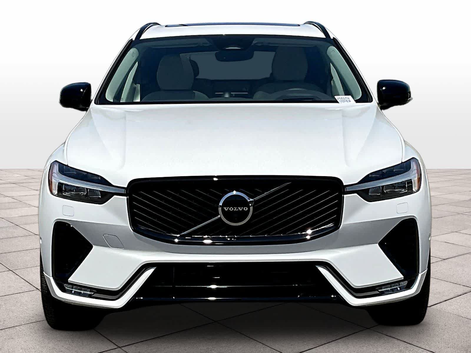 New 2026 Volvo XC60 B5 Ultra w/ Climate Package AWD/4WD image 4