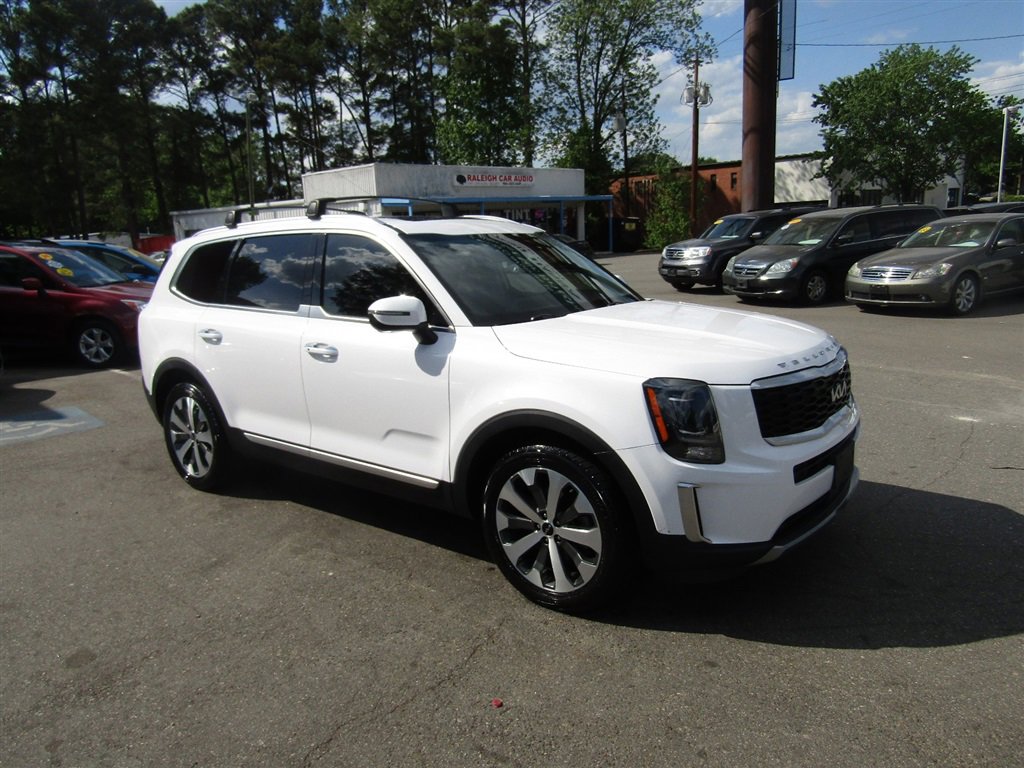 Used 2022 Kia Telluride S image 9