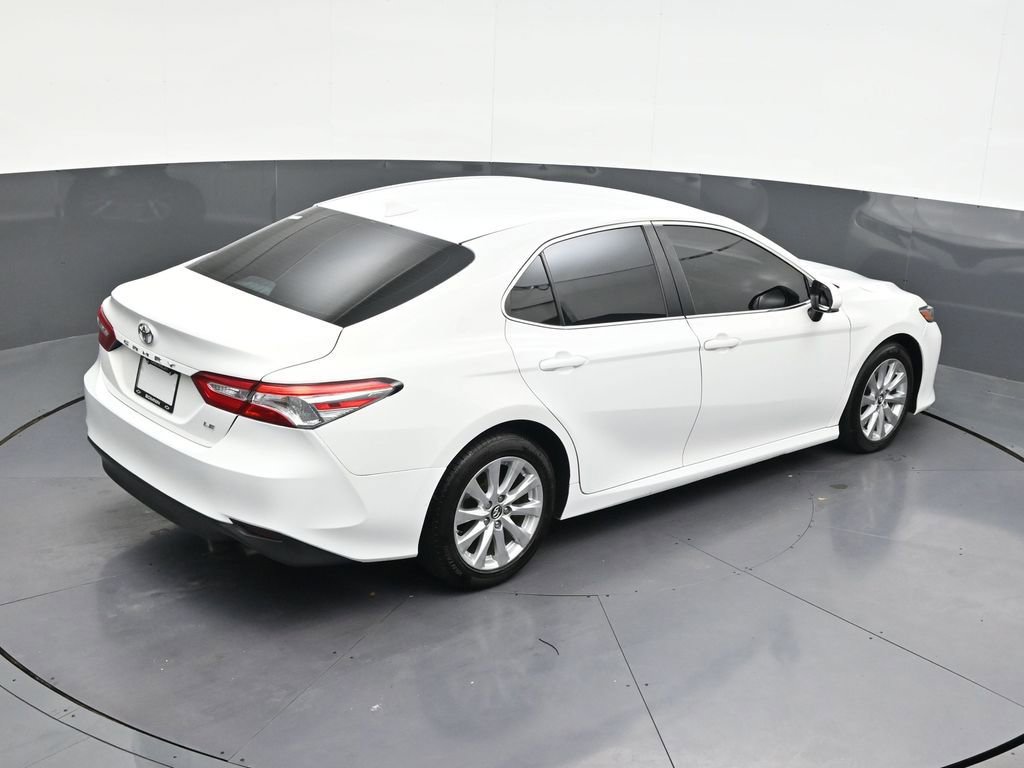 Used 2019 Toyota Camry LE FWD image 19