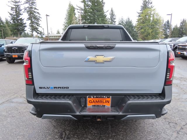 Used 2025 Chevrolet Silverado EV LT AWD/4WD image 7