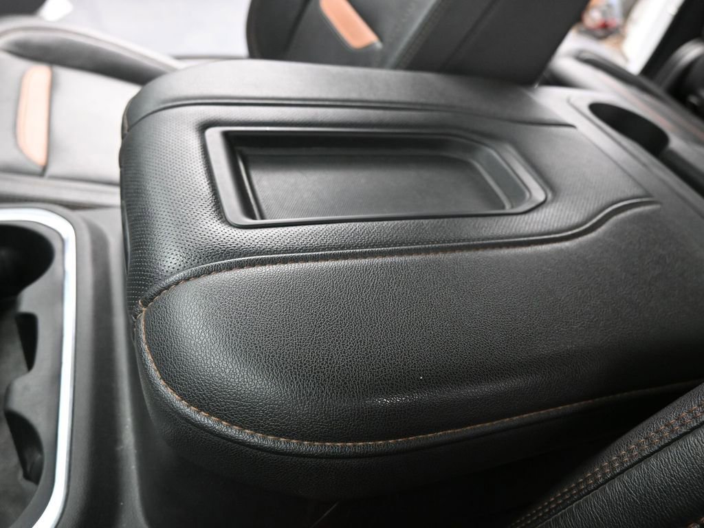 Used 2021 GMC Sierra 1500 AT4 w/ AT4 Premium Package AWD/4WD image 39