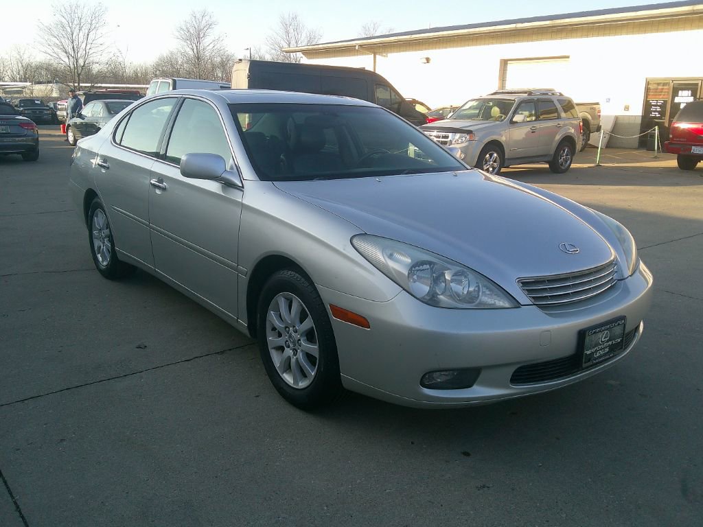 Used 2004 Lexus ES 330 image 3