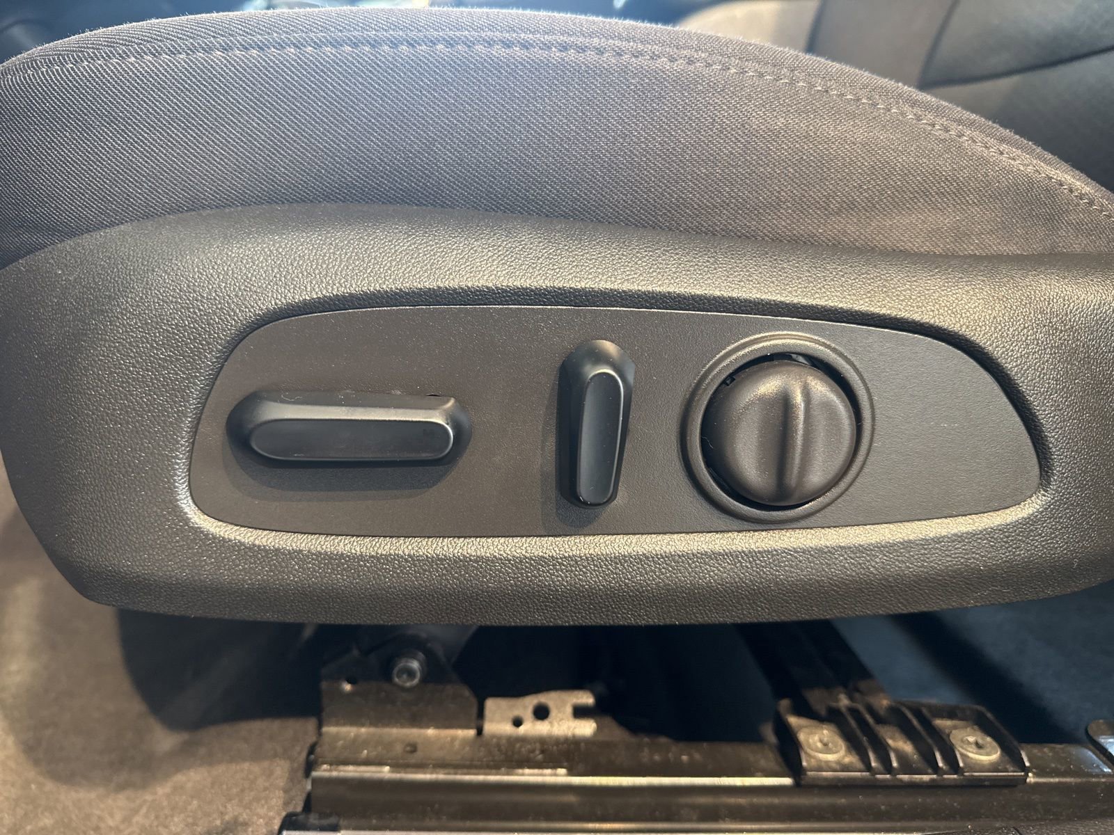 Used 2023 Chevrolet Malibu LT image 18