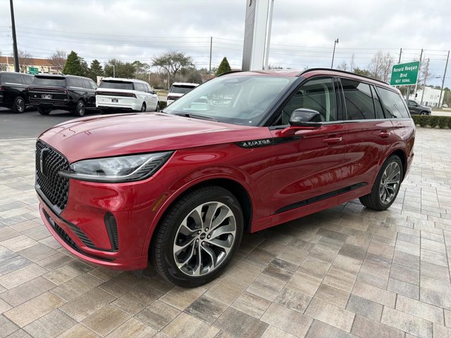 New 2026 Lincoln Aviator 2WD w/ Jet Appearance Package image 5
