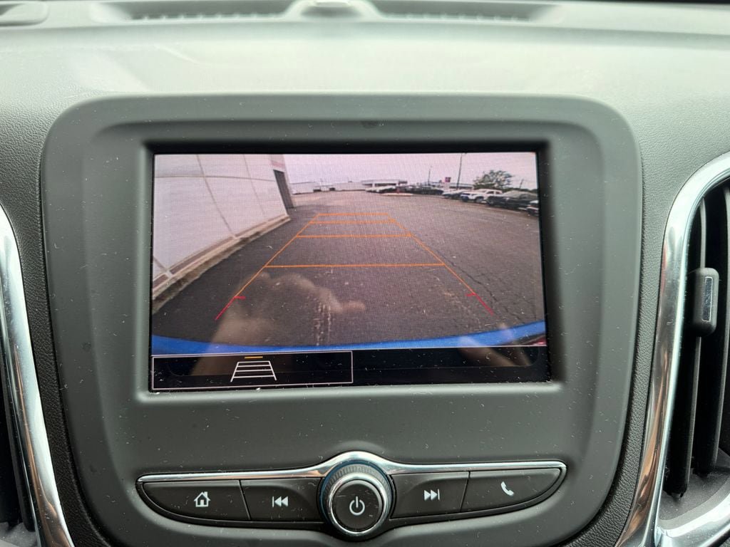 Used 2024 Chevrolet Equinox LT FWD image 24
