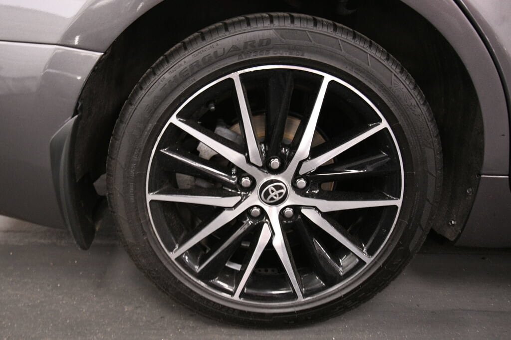 Used 2023 Toyota Camry SE FWD image 29