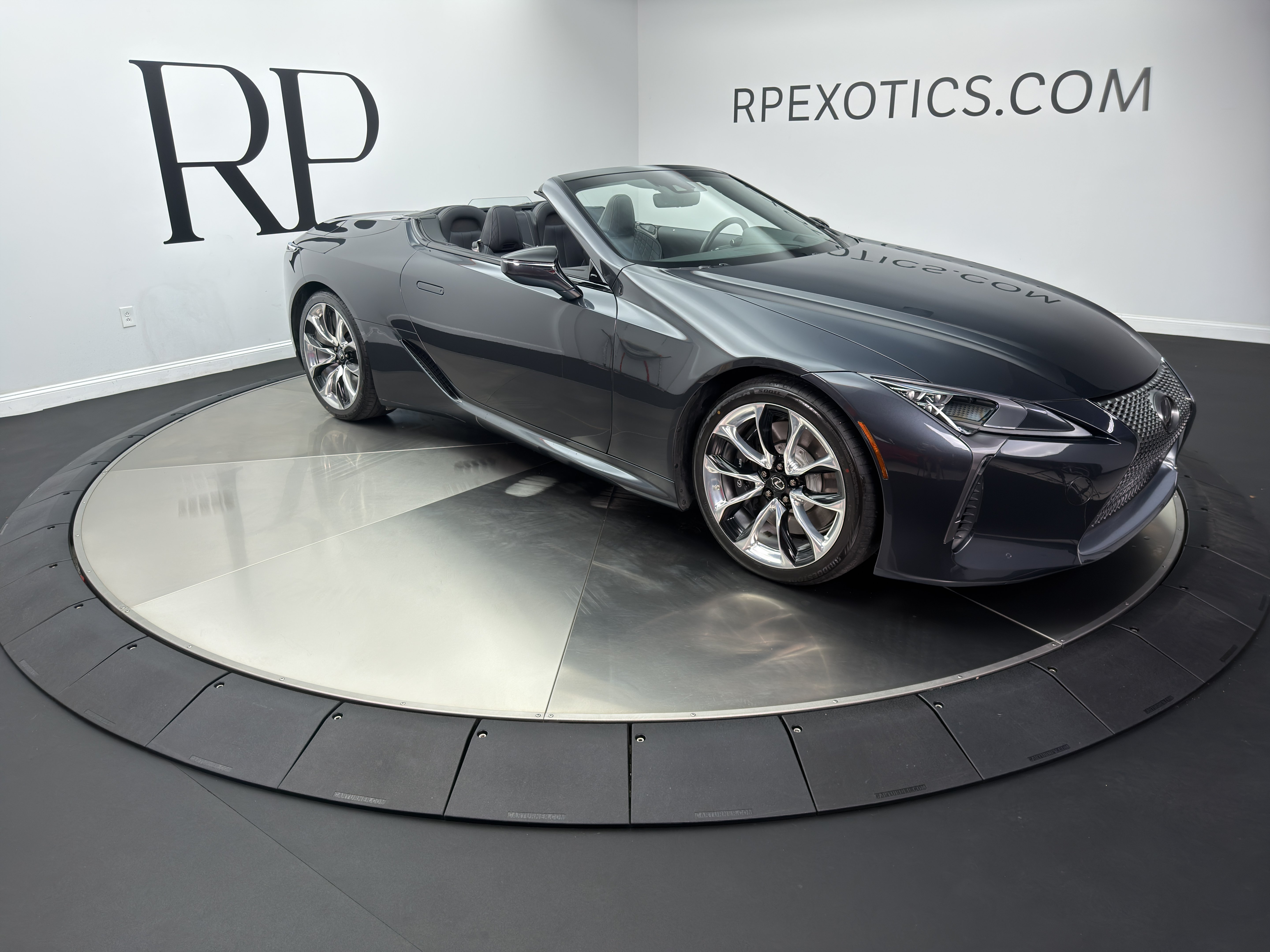Used 2022 Lexus LC 500 Convertible w/ Touring Package RWD image 8