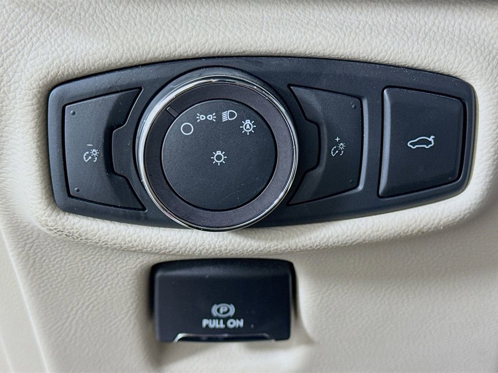 Used 2019 Lincoln MKZ Reserve w/ Luxury Package image 10