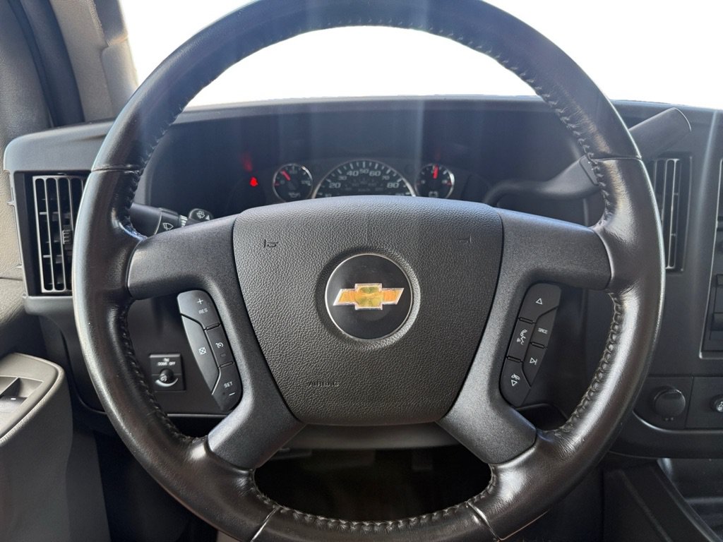 Used 2021 Chevrolet Express 3500 w/ Power Convenience Package RWD image 11