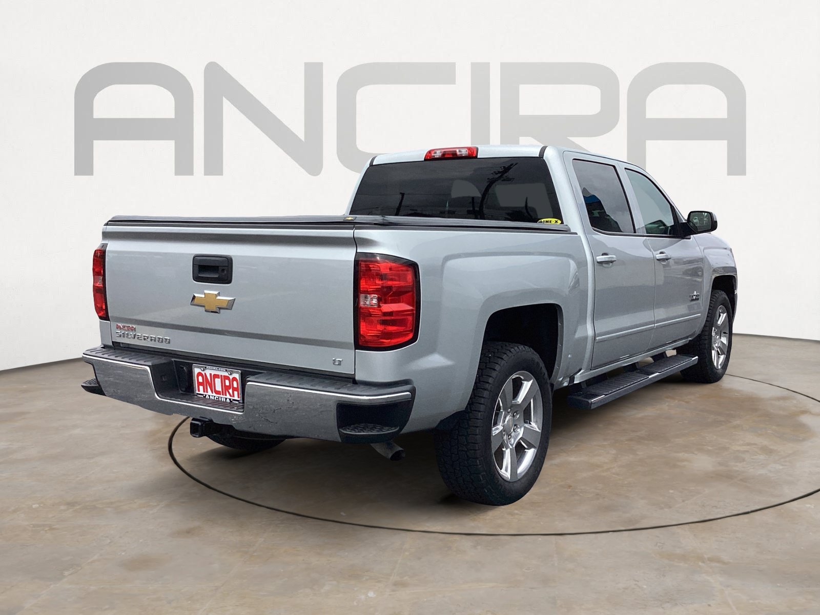 Used 2018 Chevrolet Silverado 1500 LT w/ Texas Edition RWD image 12