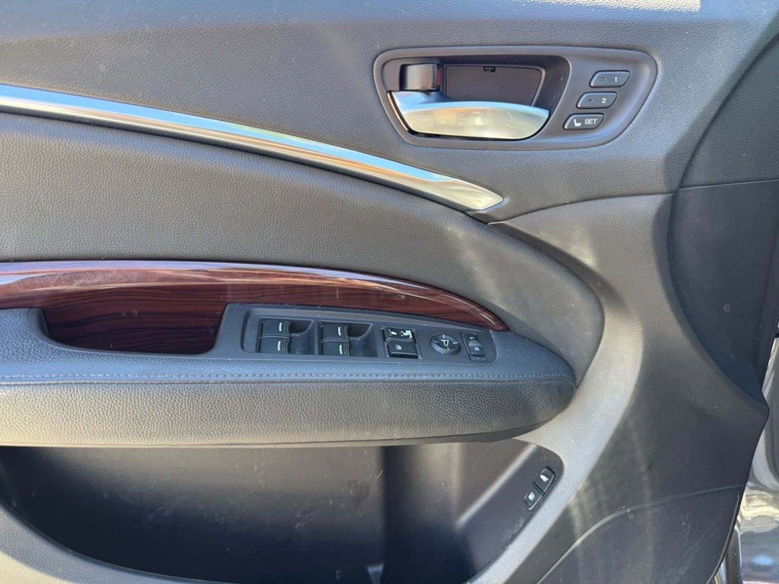 Used 2016 Acura MDX SH-AWD image 14