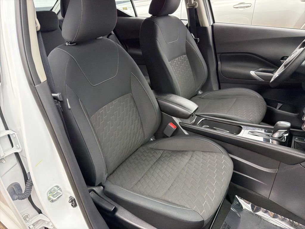 Used 2023 Nissan Kicks SV image 27