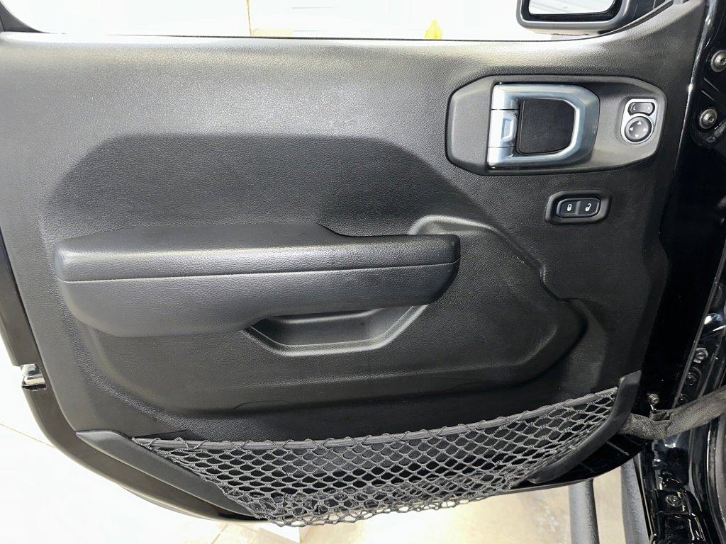 Used 2021 Jeep Wrangler Unlimited Sport image 3