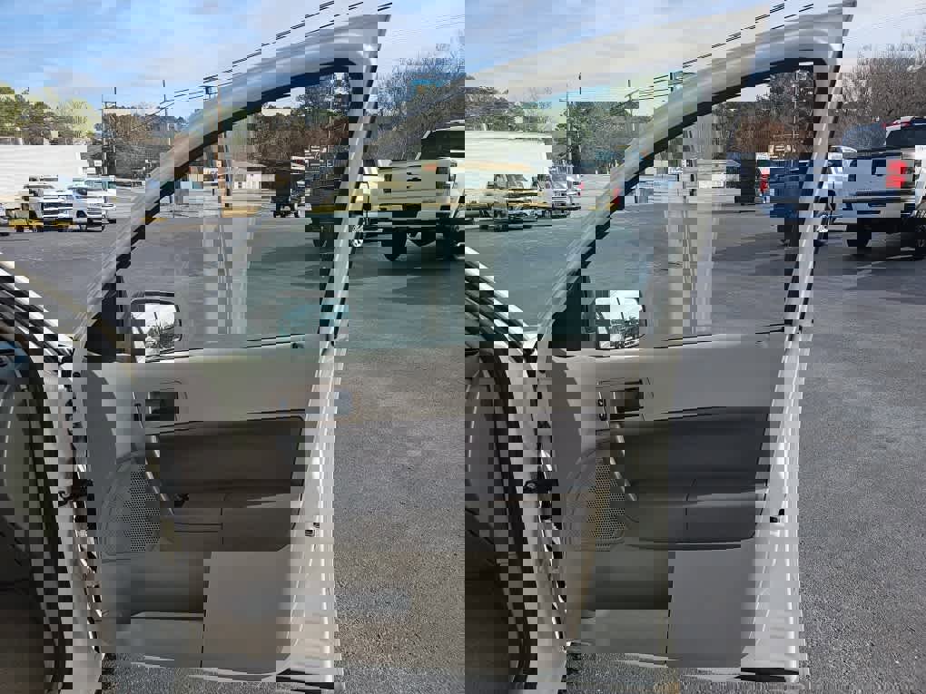 Used 2011 Ford Focus SE image 20