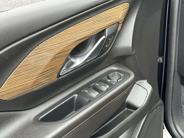 Used 2020 GMC Terrain SLE image 21