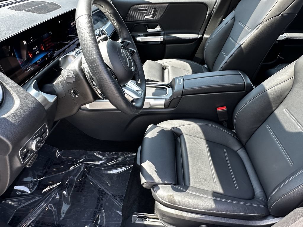 Certified 2026 Mercedes-Benz GLB 35 AMG 4MATIC image 10