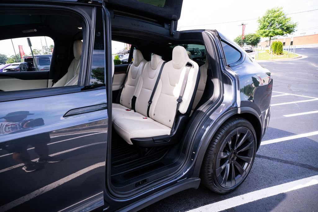 Used 2023 Tesla Model X AWD/4WD image 32