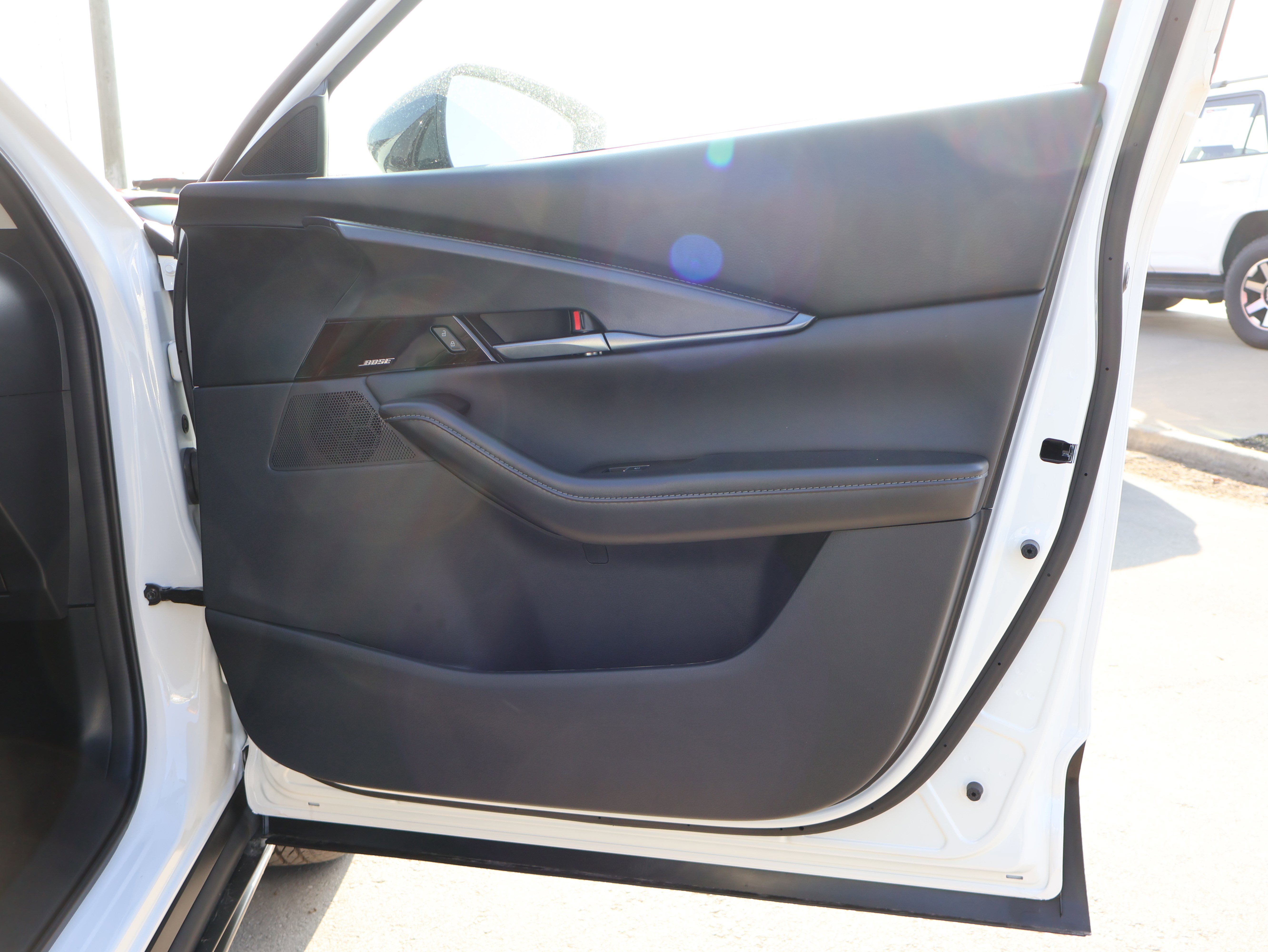 New 2026 MAZDA CX-30 2.5 Turbo w/ Premium Plus Pkg image 9