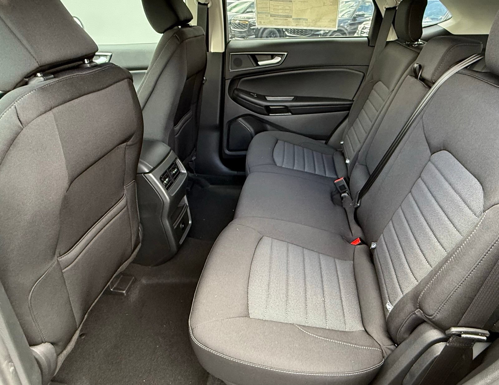 New 2024 Ford Edge SE AWD/4WD image 17