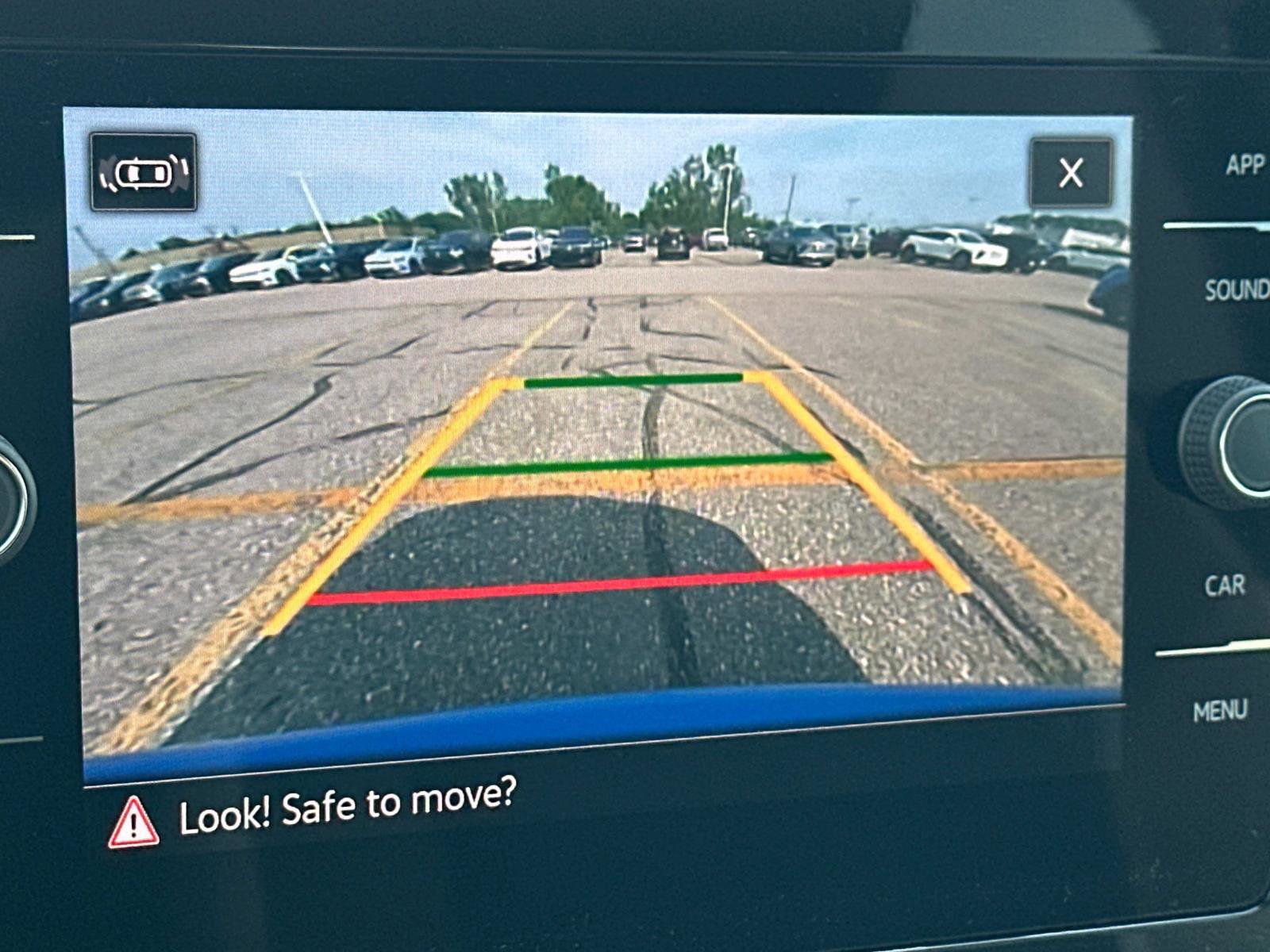 New 2025 Volkswagen Taos SE image 26