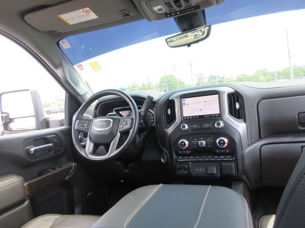 Certified 2023 GMC Sierra 3500 Denali w/ Denali Ultimate Package AWD/4WD image 31