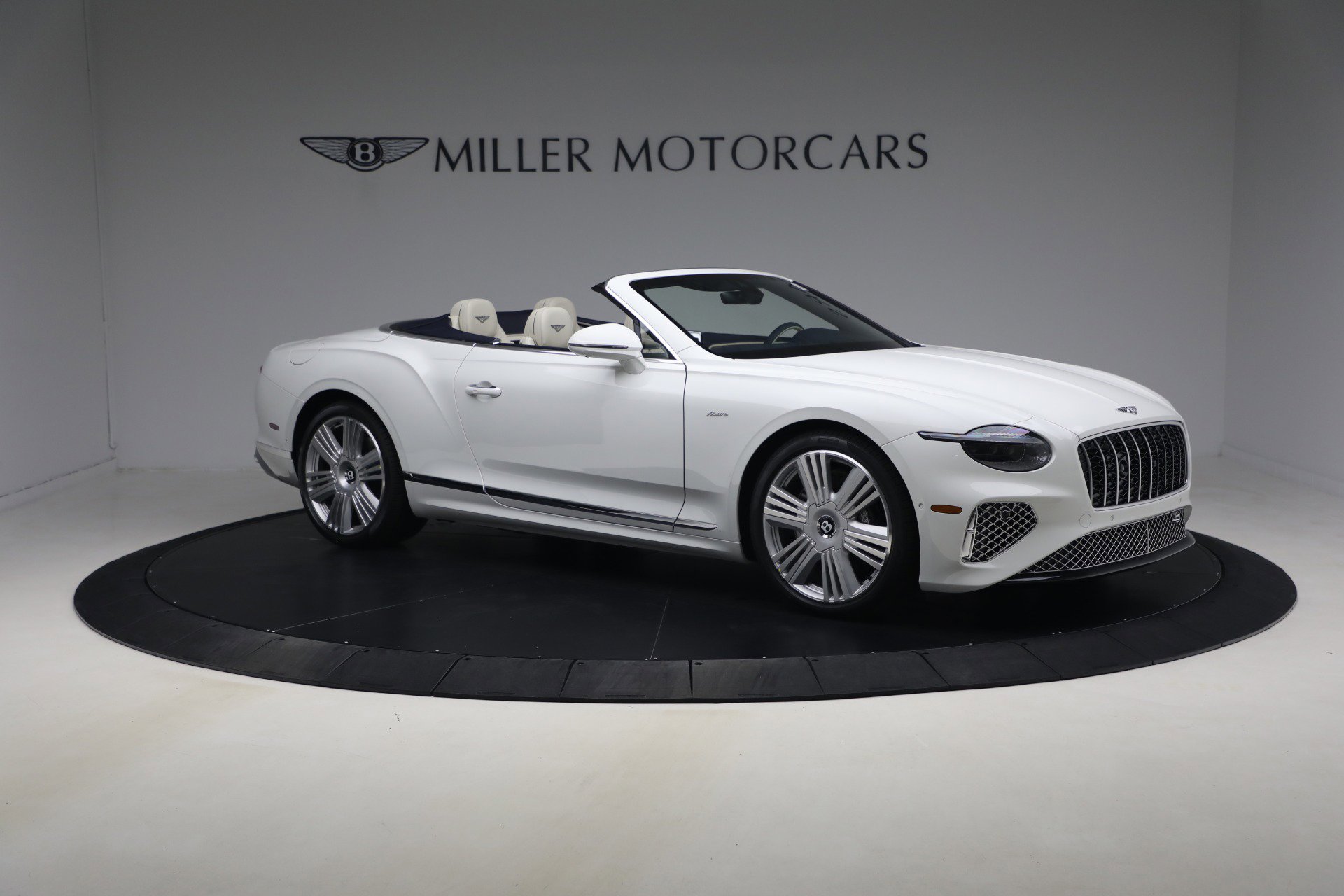 New 2026 Bentley Continental GTC AWD/4WD image 10