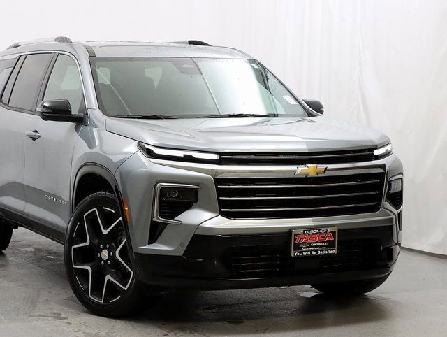 New 2026 Chevrolet Traverse High Country w/ LPO, Cargo Package AWD/4WD image 3