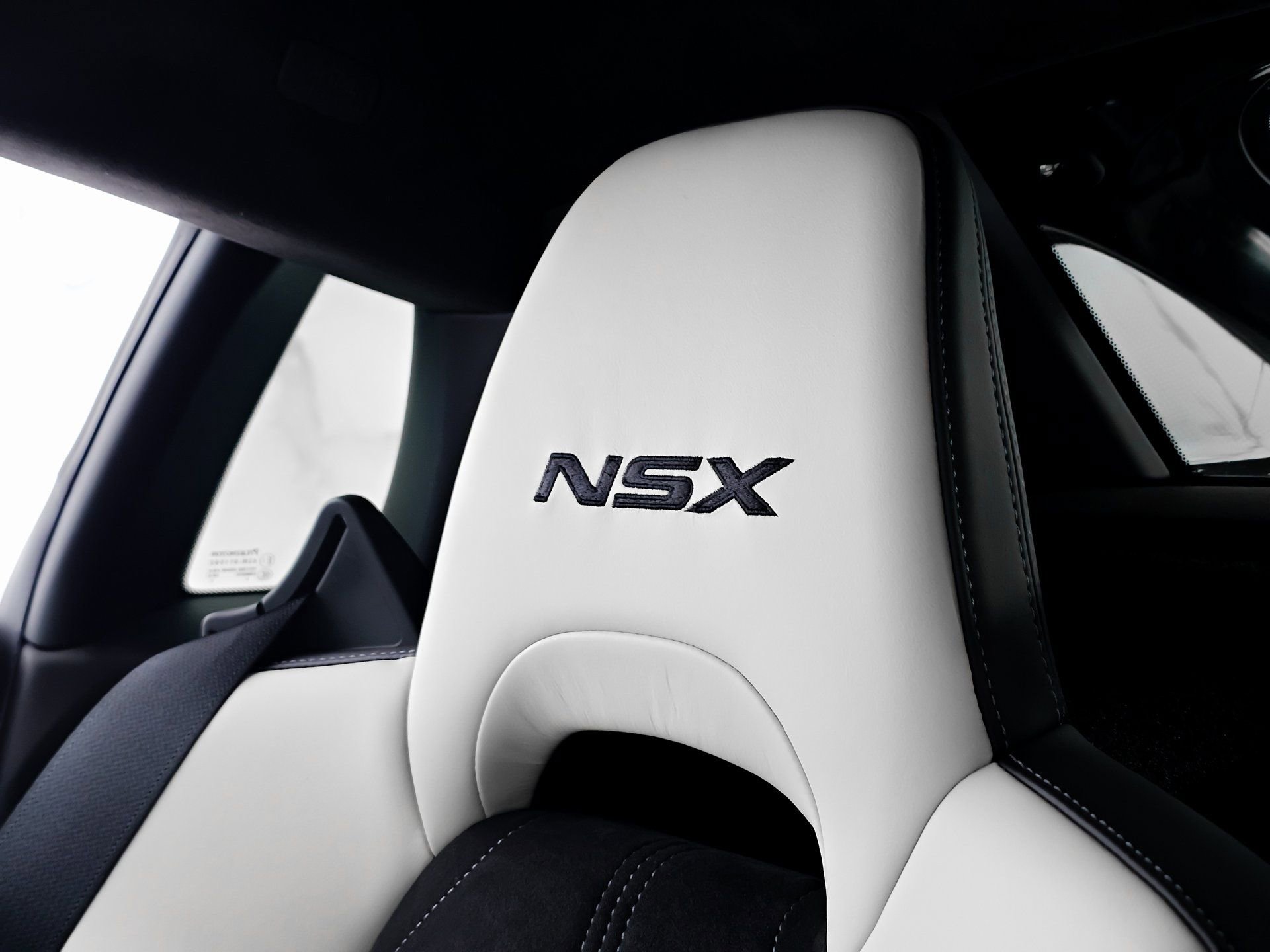 Used 2022 Acura NSX Type S AWD/4WD image 18