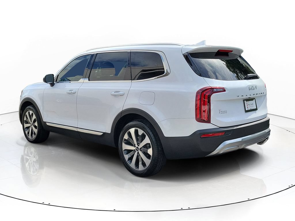 Certified 2022 Kia Telluride EX w/ EX Premium Package FWD image 3