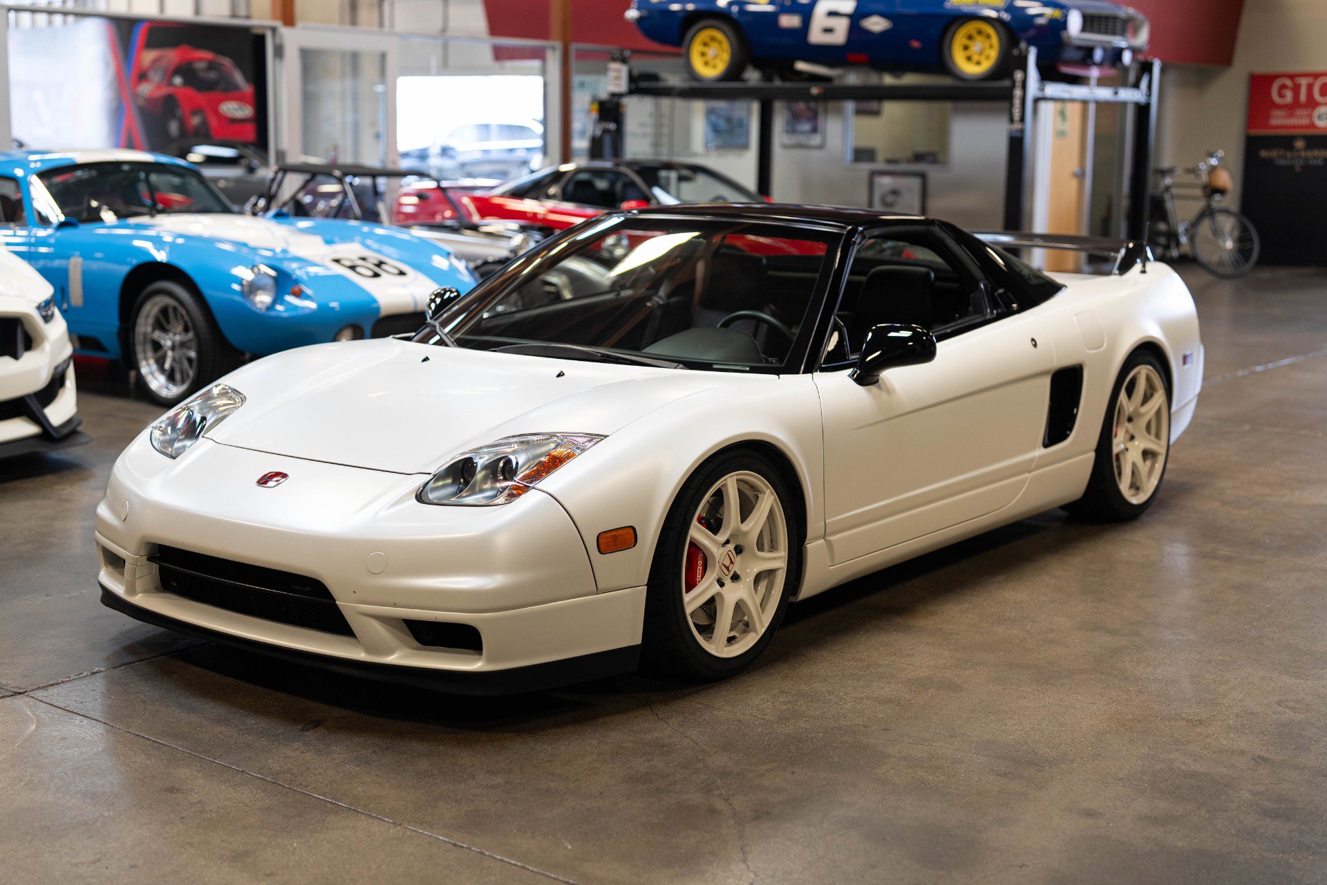 Used 2003 Acura NSX T image 5