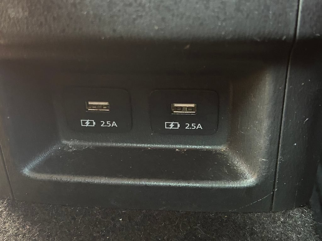 Used 2023 MAZDA CX-9 Carbon Edition AWD/4WD image 24