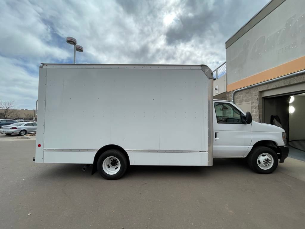 New 2024 Ford E-450 and Econoline 450 Super Duty w/ Driver's Safety Package image 8