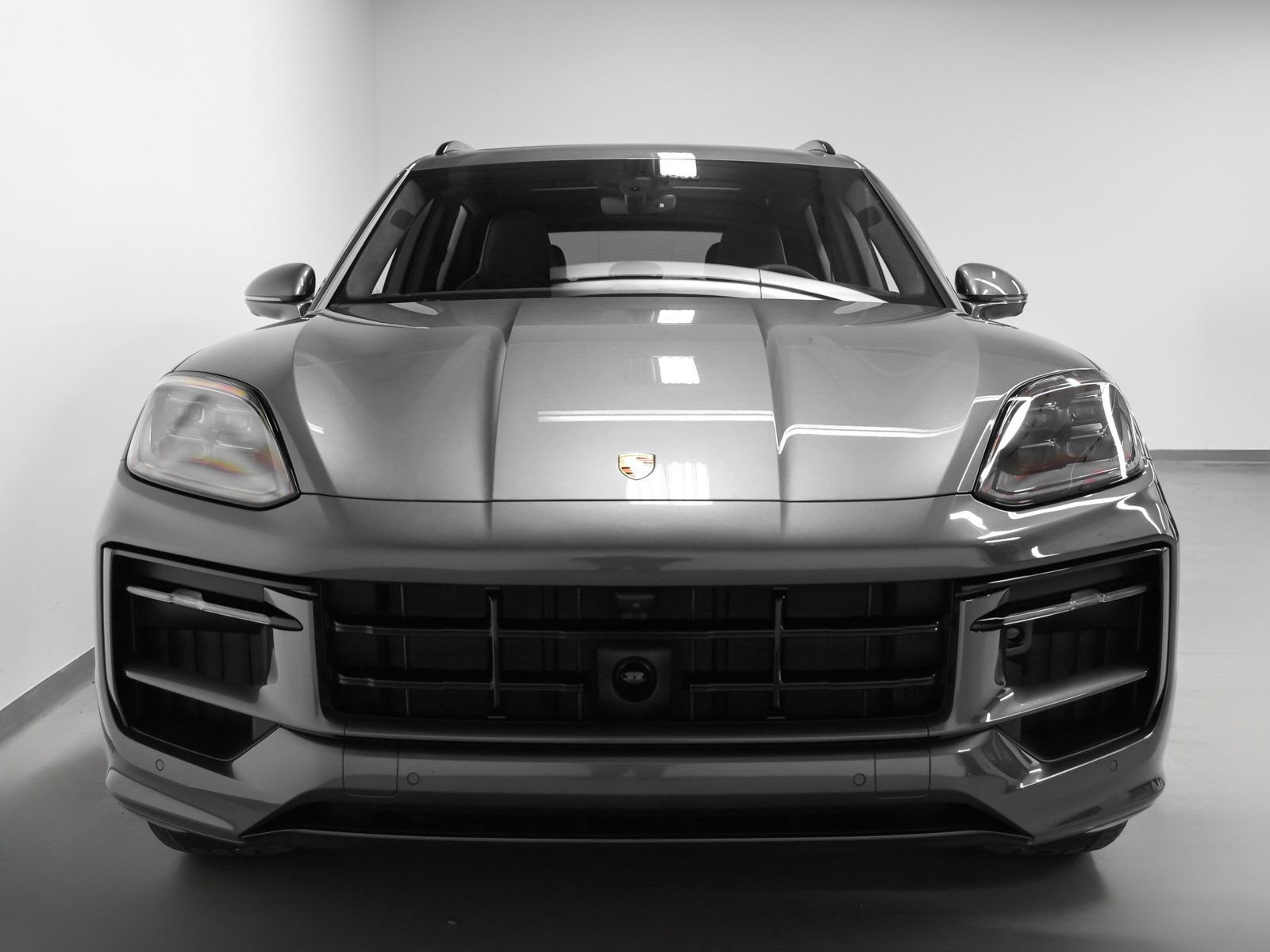 New 2026 Porsche Cayenne GTS image 8